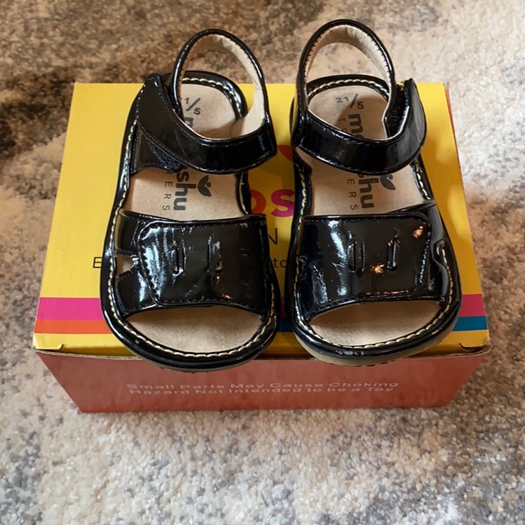 Mooshu Other - Mooshu Trainers Patent Leather Sandals